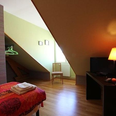 Pre En Bulles Hotel Trépail Kültér fotó